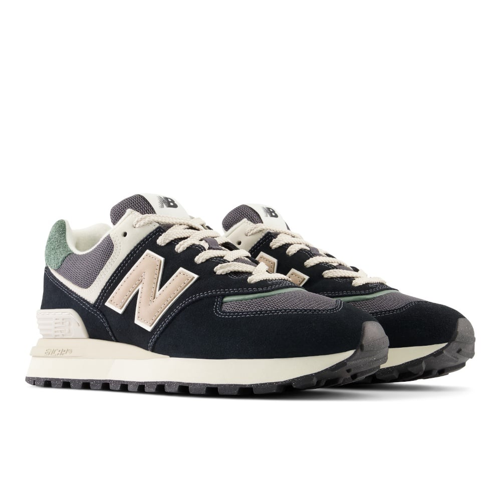 New balance el salvador historia online